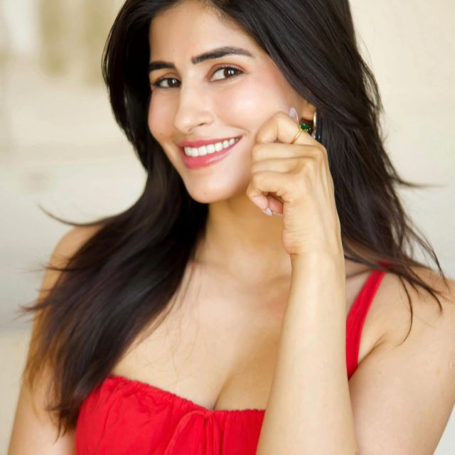 Your Perfect Pre-Valentine Skincare Guide for Glowing Skin