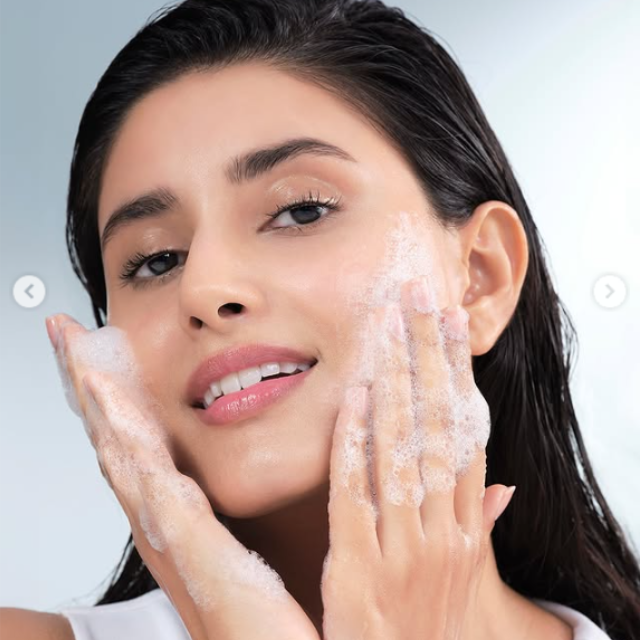 Simple Face Washing Dos and Don’ts for Glowing, Fresh Skin