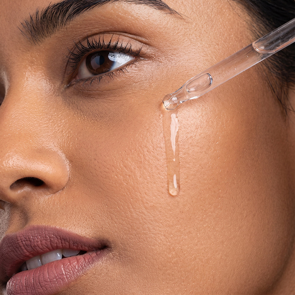 Girl using serum