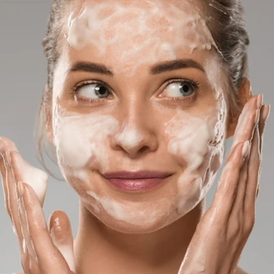 How to Choose the Right Face Wash for Different Skin Type