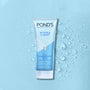 Pond's Hydra Light Hyaluronic Acid Hydrating Gel Facewash - Hydrate and Glow